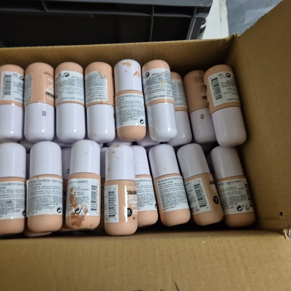 LOT OF APPROXIMATELY 55 REVLON COLOURSTAY LIGHT COVER 30ML FOUNDATIONS - 110 IVORY