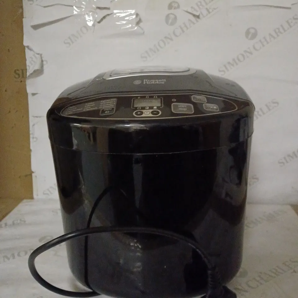 RUSSELL HOBBS COMPACT FAST BREADMAKER