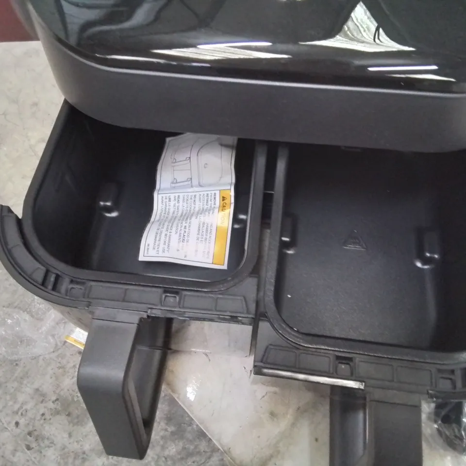 BOXED INSTANT VORTEX 8 IN 1 PLUS DOUBLE AIR FRYER 7.6L 