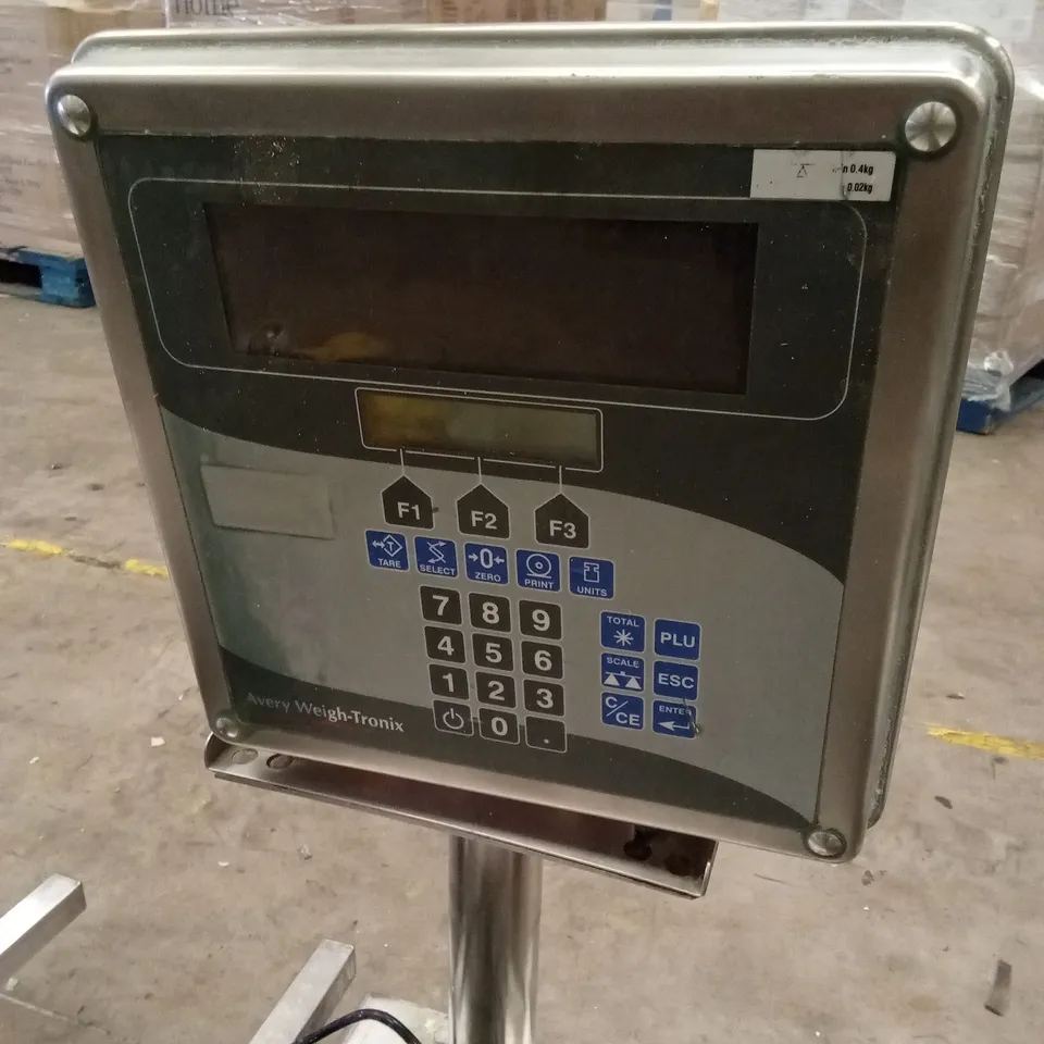 AVERY WEIGH-TRONIX E1110 SCALE