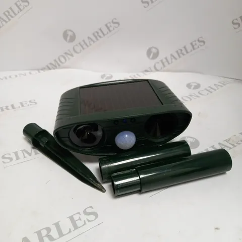 BOXED DESIGNER GARDEN PEST REPELLENT DEVICE