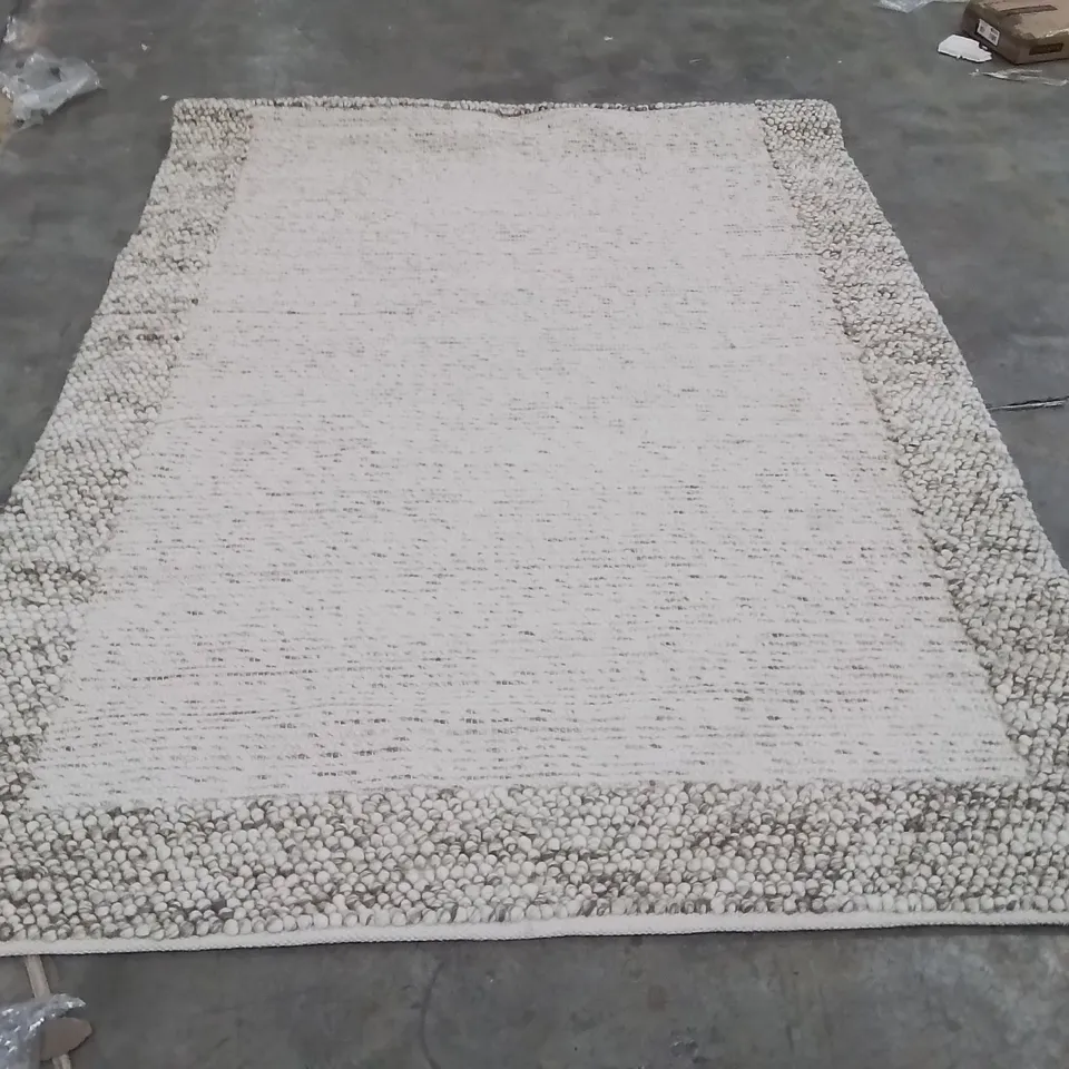QUALITY DESIGNER AREA RUG - APPROXIMATELY 230X160CM