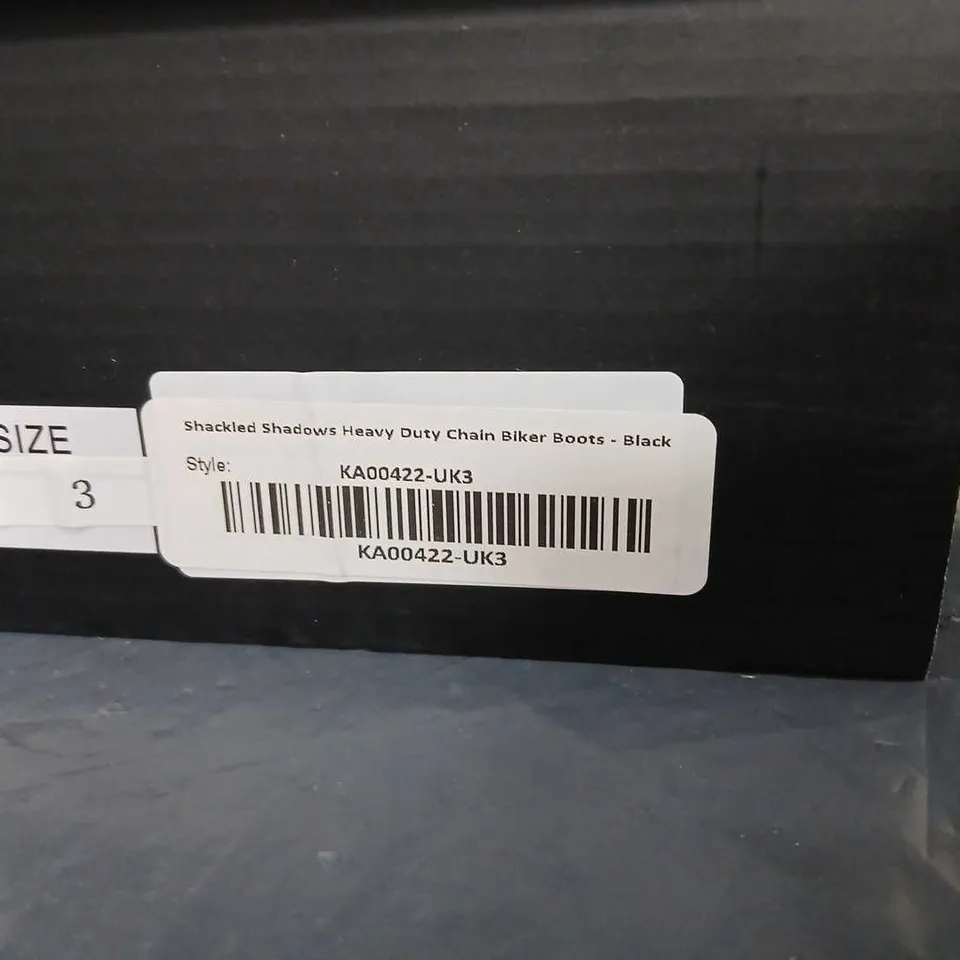 KOI SHACKLED SHADOWS HEAVY DUTY CHAIN BIKER BOOTS – BLACK, UK 3