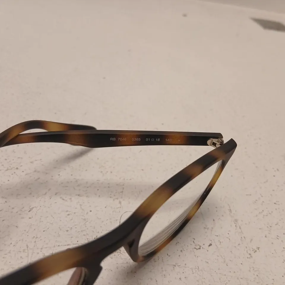 RAY-BAN RB7046 EYEGLASSES – TORTOISESHELL, WITH HARD CASE