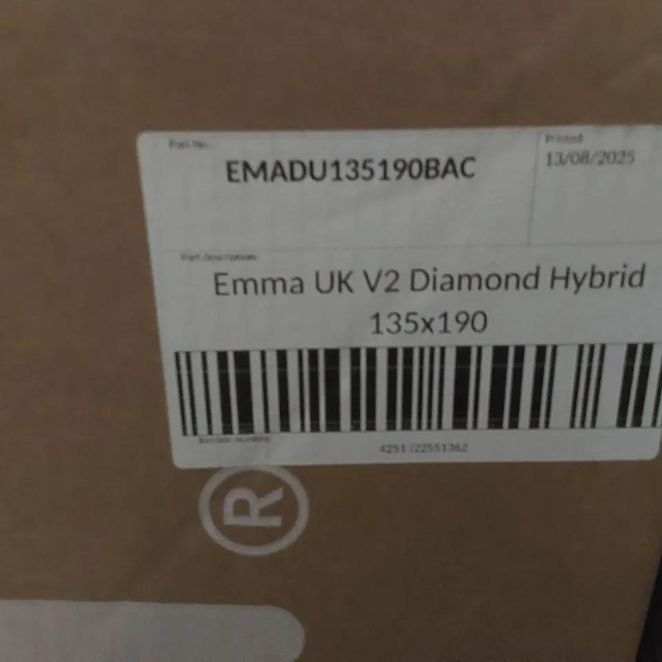 BRAND NEW BOXED EMMA UK V2 DIAMOND HYBRID 135 x 190 DOUBLE MATTRESS 