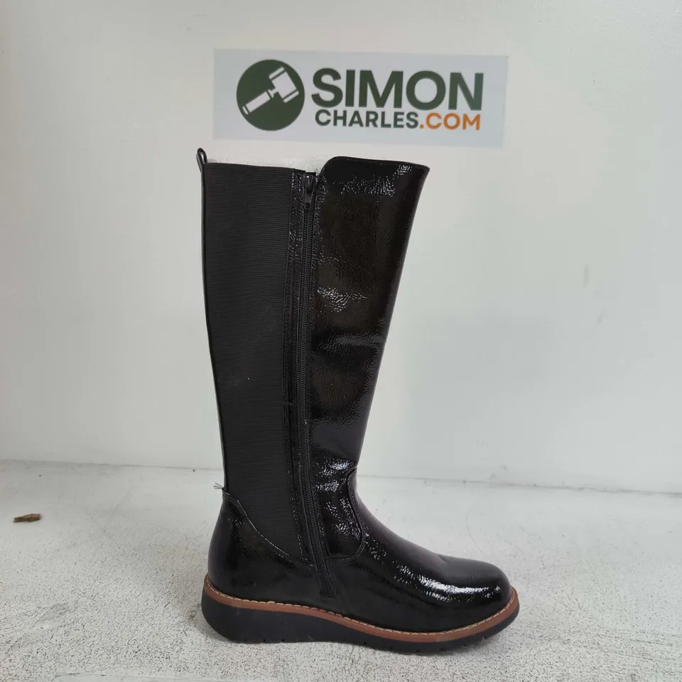 SHOES BY EMMA KNEE-HIGH BLACK PATENT LEATHER BOOTS WITH SIDE ZIP SIZE 6