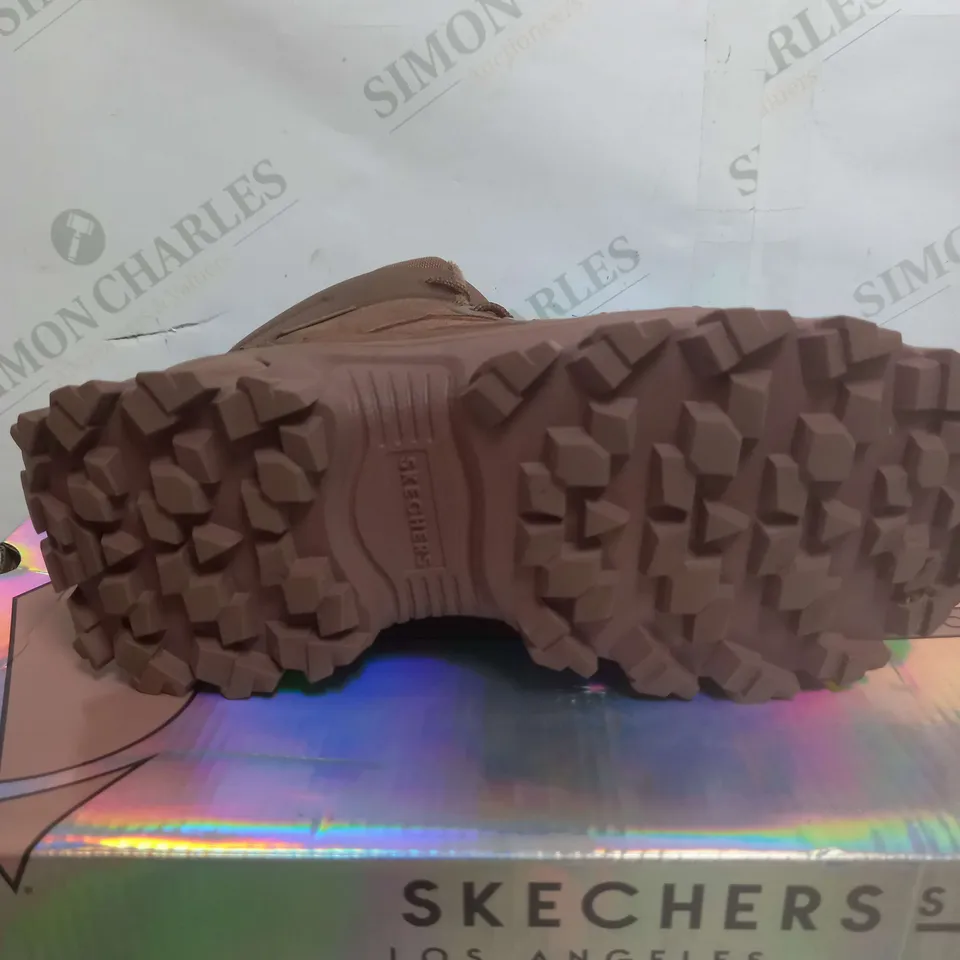 BOXED PAIR OF SKECHERS STREET BOOTS IN CHOCOLATE BROWN - SIZE 4