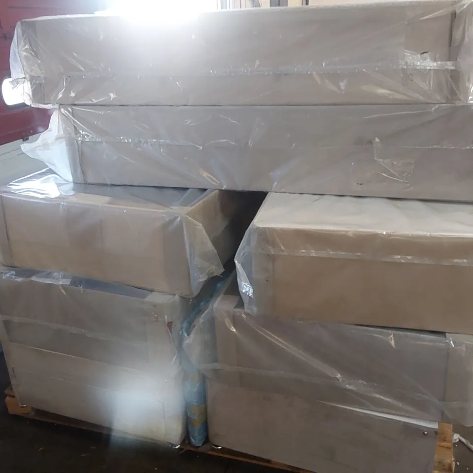 PALLET CONTAINING 8x ASSORTED DIVAN BASE PARTS AND 1x HEADBOARD 