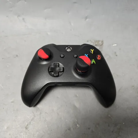 XBOX ONE WIRELESS CONTROLLER
