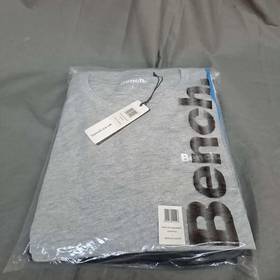 PACK OF 4 BENCH BERRICK T-SHIRTS SIZE L
