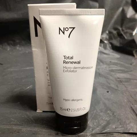 NO7 TOTAL RENEWAL MICRO-DERMABRASION EXFOLIATOR – 75 ML
