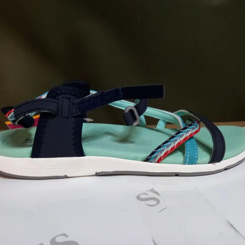 REGATTA LADY SANTA ROMA SANDALS SIZE 6