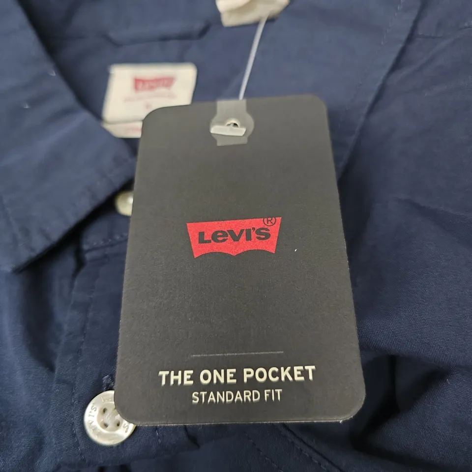 LEVI'S THE ONE POCKET SHIRT – NAVY, SIZE M (MEDIUM) – STANDARD FIT