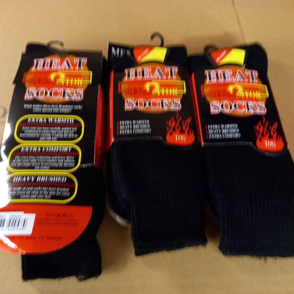 LOT OF 3 PAIRS OF THERMAL SOCKS