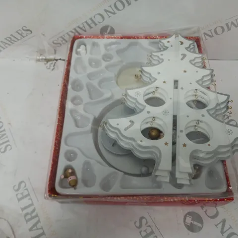 MUSICAL! SPINNING! DECOTREE - SILVER/WHITE