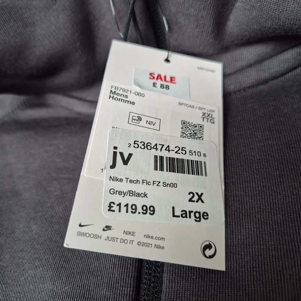 NIKE TECH FLEECE JACKET SIZE 2XL