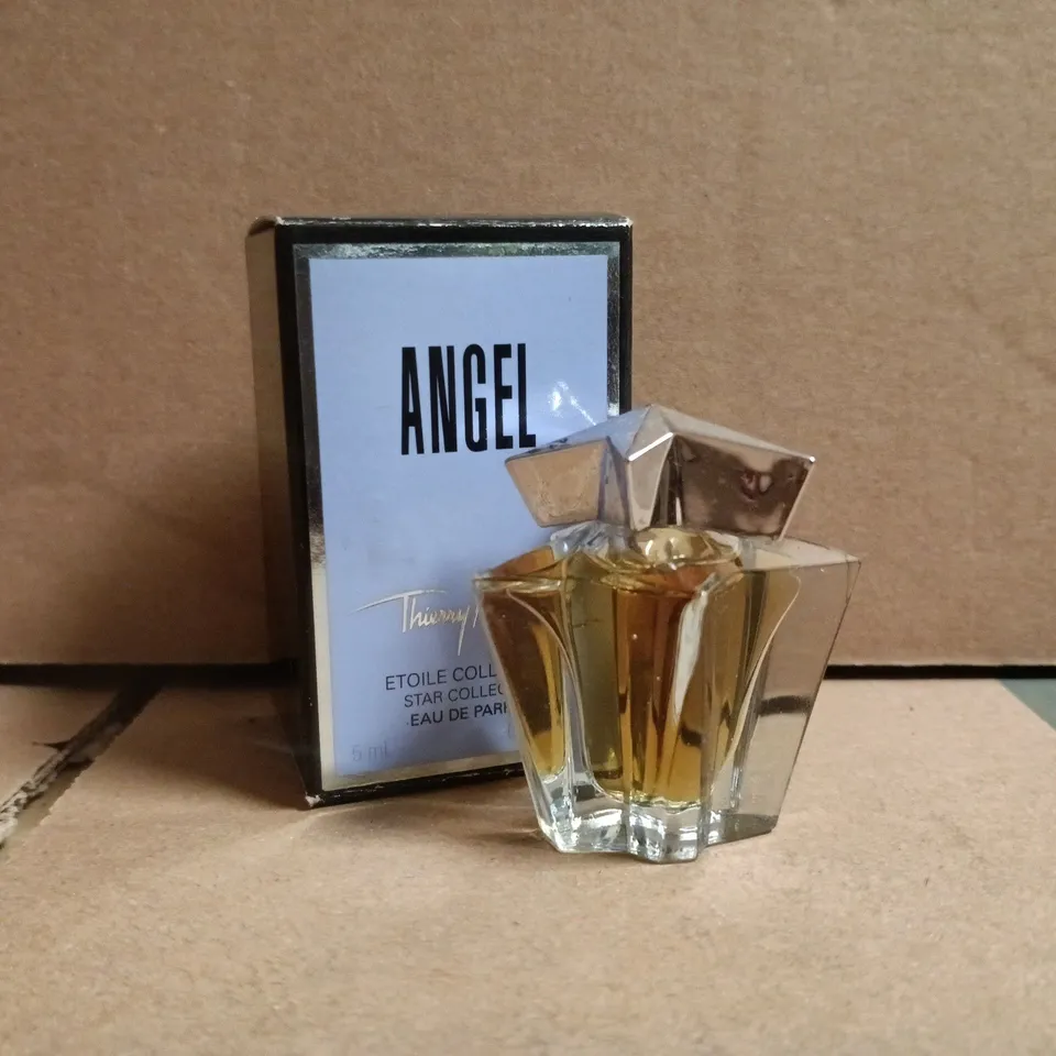 BOX OF APPROXIMATELY 70 X 5ML ANGEL ETOLE COLLECTION STAR EAU DE PARFUM