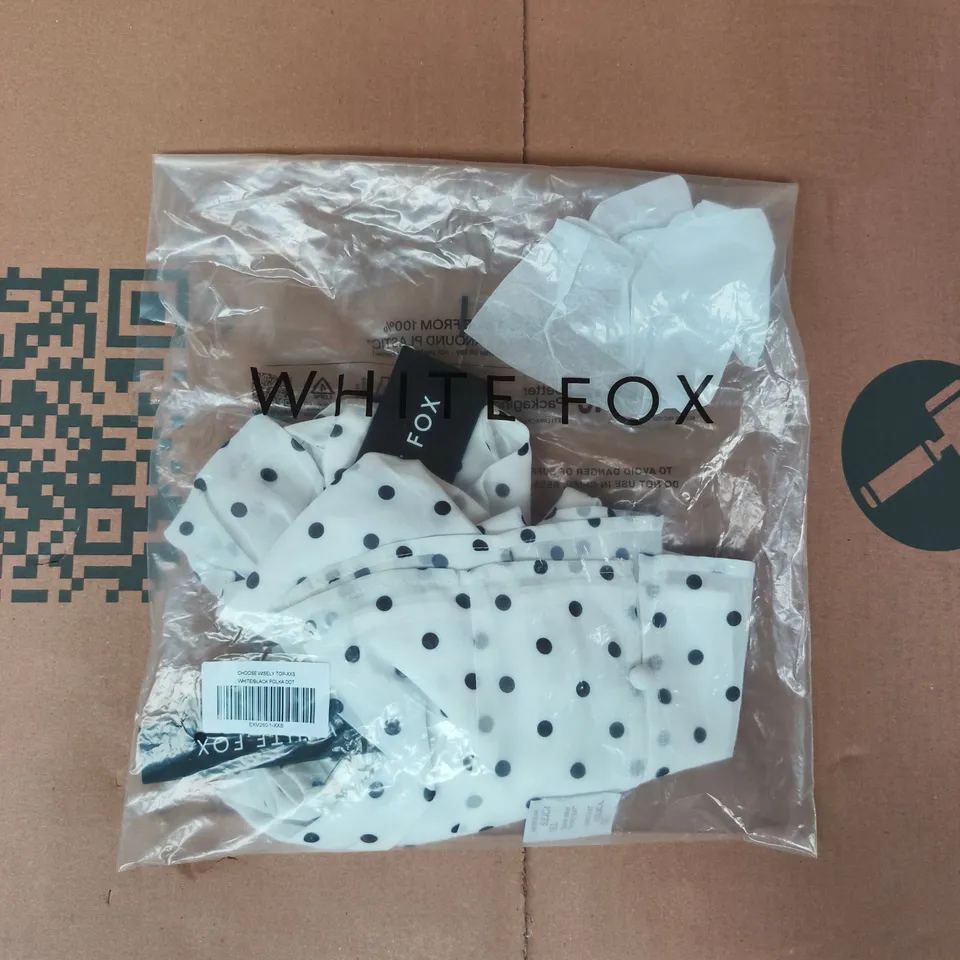 BAGGED WHITE FOX CHOOSE WISELY TOP IN WHITE/BLACK POLKA DOT SIZE XXS