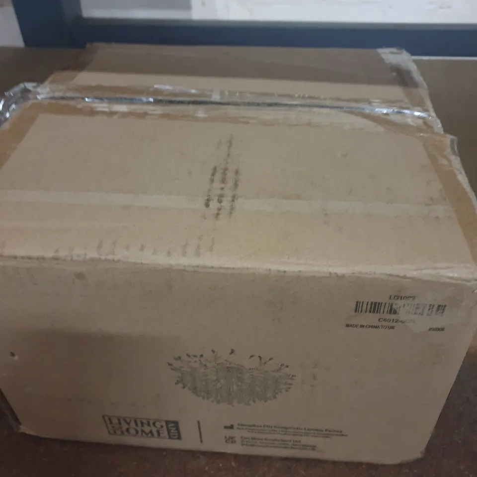 BOXED ALIXA FLUSH MOUNT 