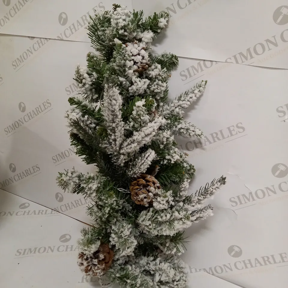 FLOCKED TEARDROP SHAPE LIT WREATH RRP £19.99