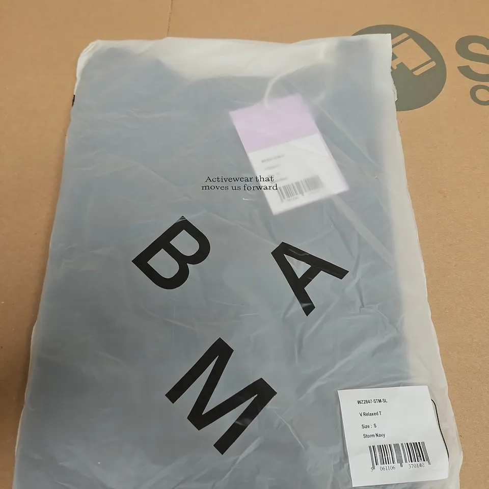 BAM V RELAXED T-SHIRT – STORM NAVY, UK SIZE S