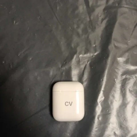 APPLE AIRPODS – WHITE 