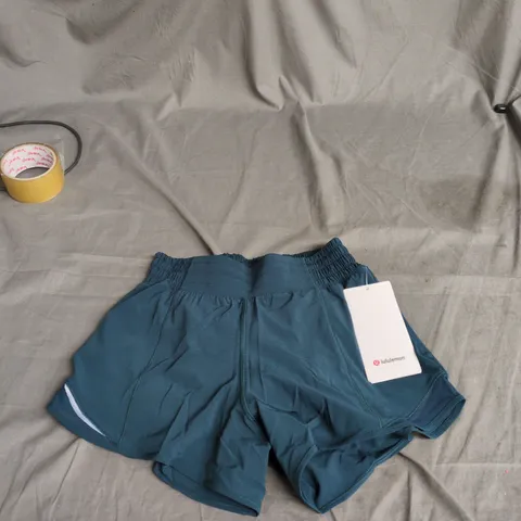LULULEMON WOMEN’S HOTTY HOT SHORT 4 – UK 8 (US 4), TEAL