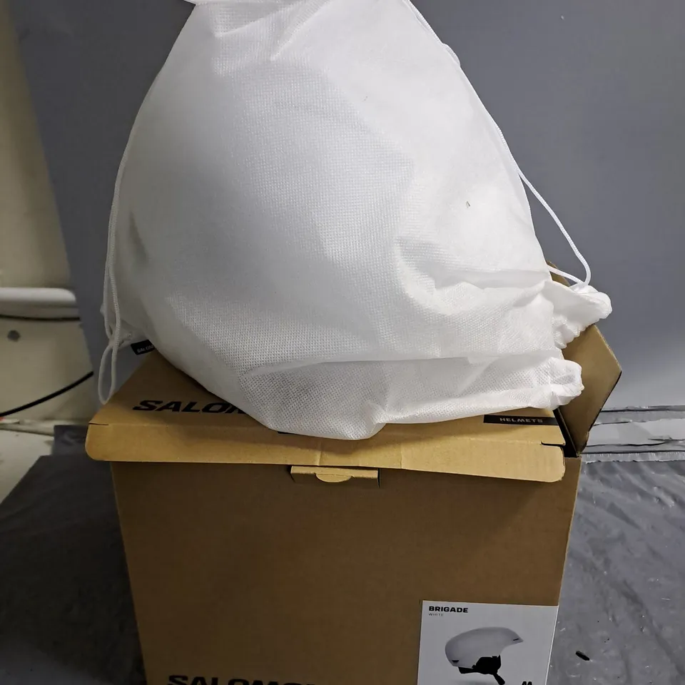 BOXED SALOMON BRIGADE HELMET IN WHITE - M 56/59