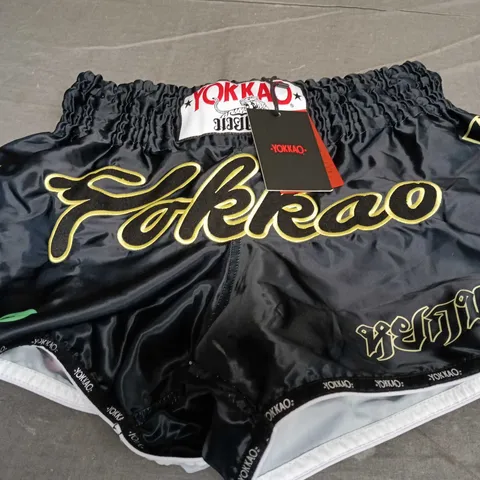 YOKKAO CARBONFIT SHORTS – BLACK – SIZE L