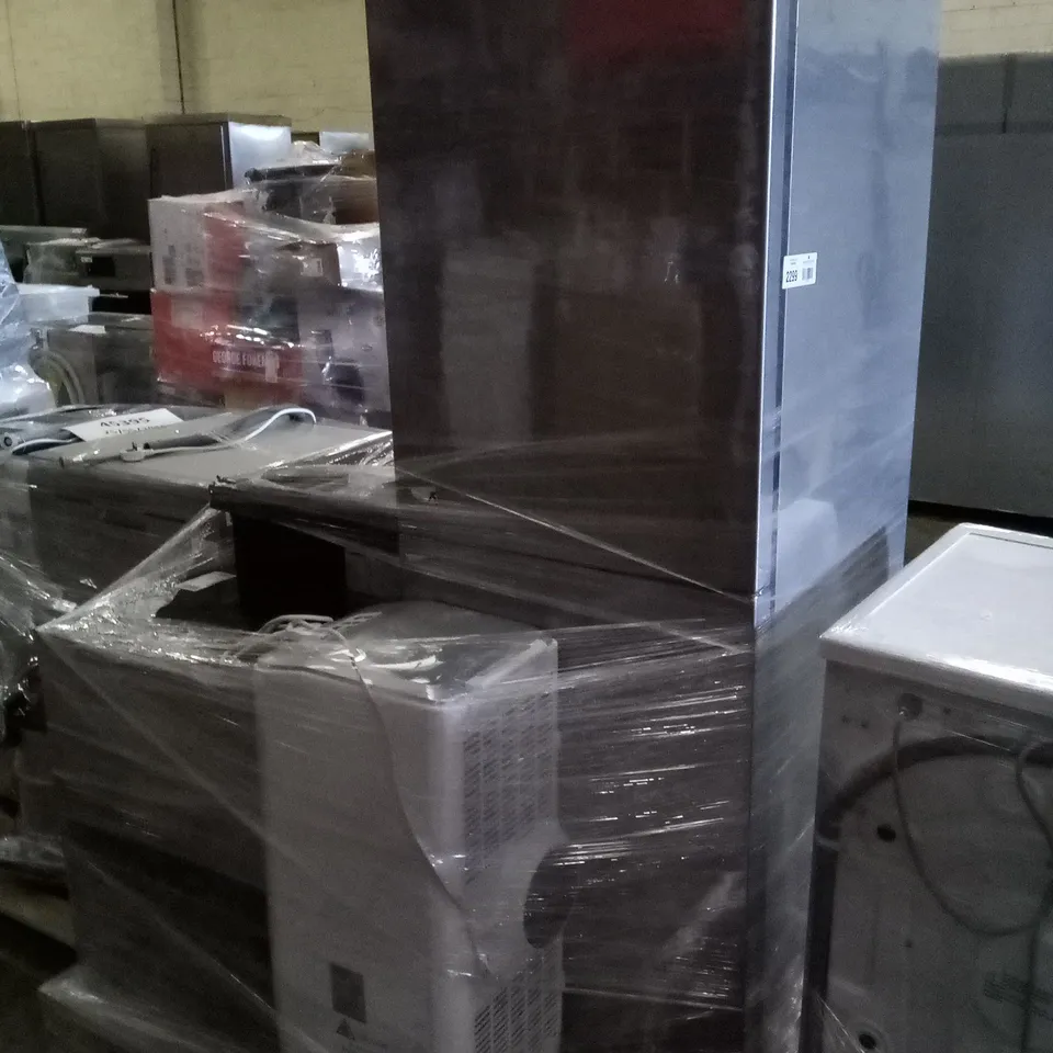 CANDY FREESTANDING FRIDGE FREEZER 313L STEEL, BLACK+DECKER 7000BTU PORTABLE 3-IN-1 AIR CONDITIONER, COMFEE 99L FREESTANDING BLACK CHEST FREEZER AND CANDY CWC021MKN FREESTANDING WINE COOLER
