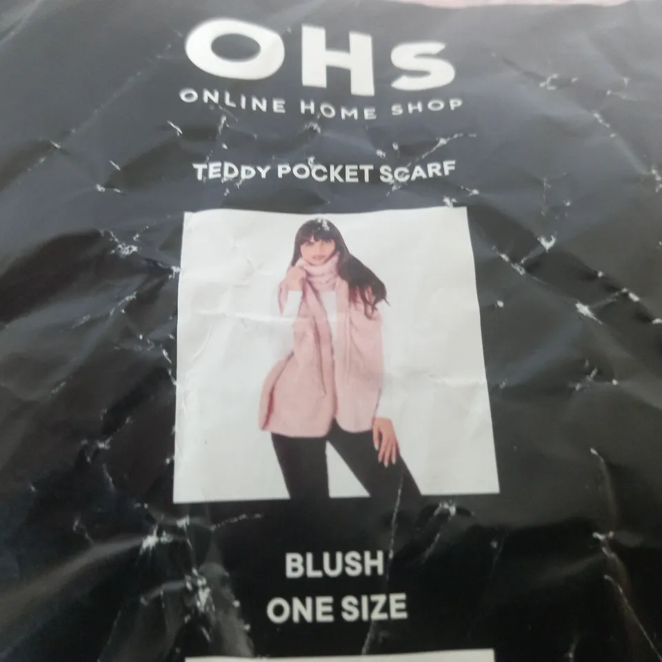 BAGGED OHS TEDDY POCKET SCARF IN BLUSH