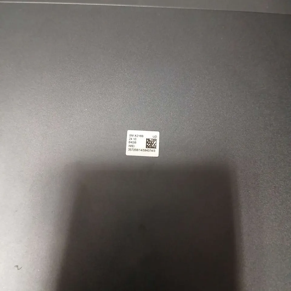 SAMSUNG GALAXY TABLET SM-X216B 64GB BLACK – SCREEN CRACKED