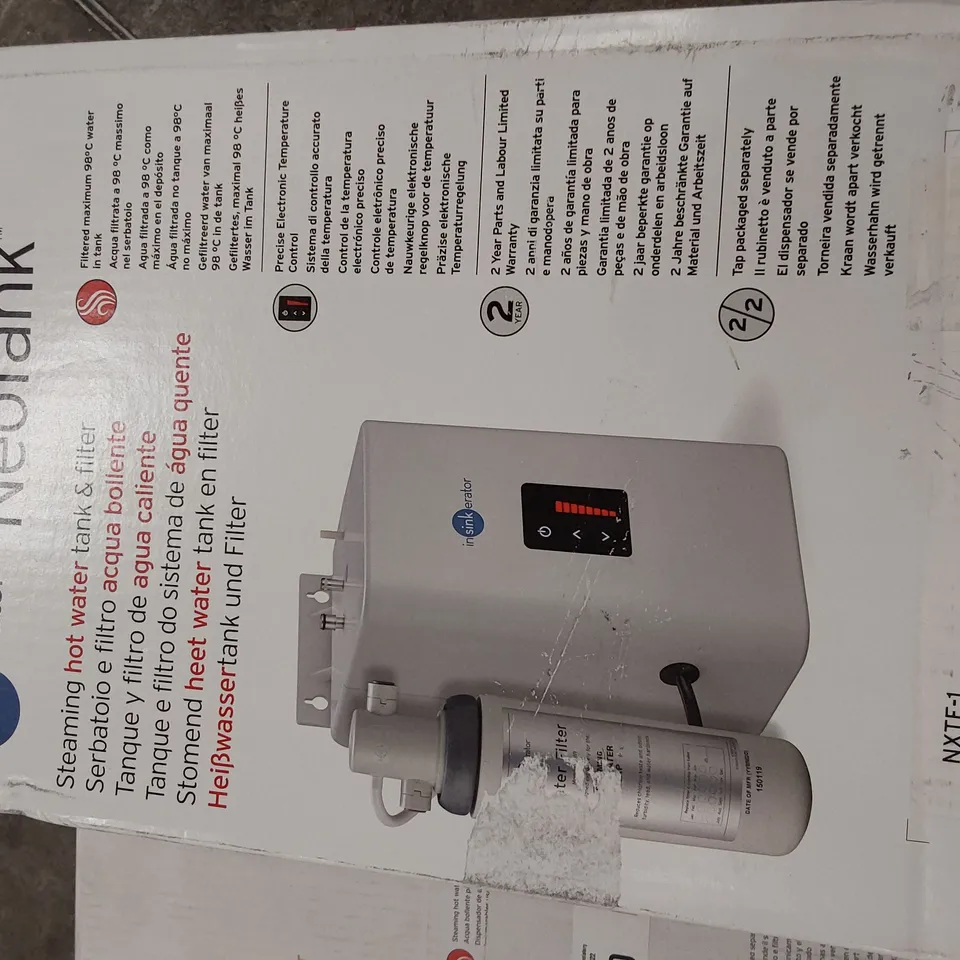 BOXED INSINKERATOR STEAMING HOT WATER TAP F-HC3300C & BOILER (2 BOXES)