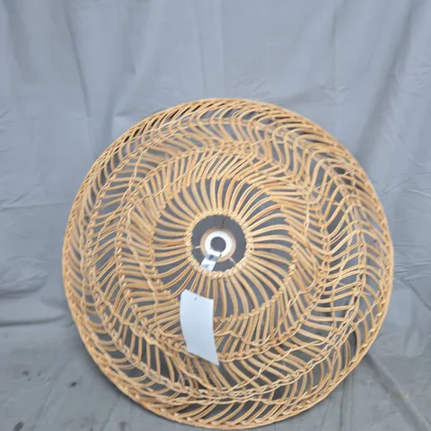 ROUND WOVEN RATTAN PENDANT LIGHT SHADE – NATURAL