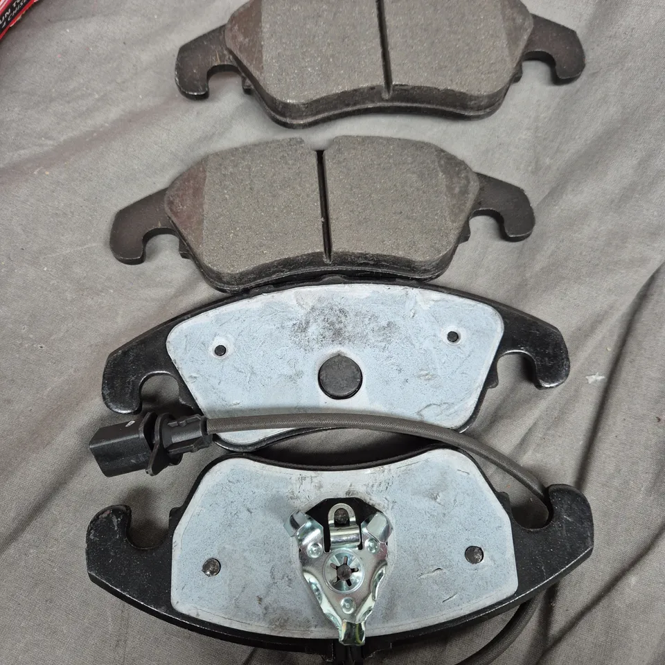 UNBRANDED BRAKE PADS 