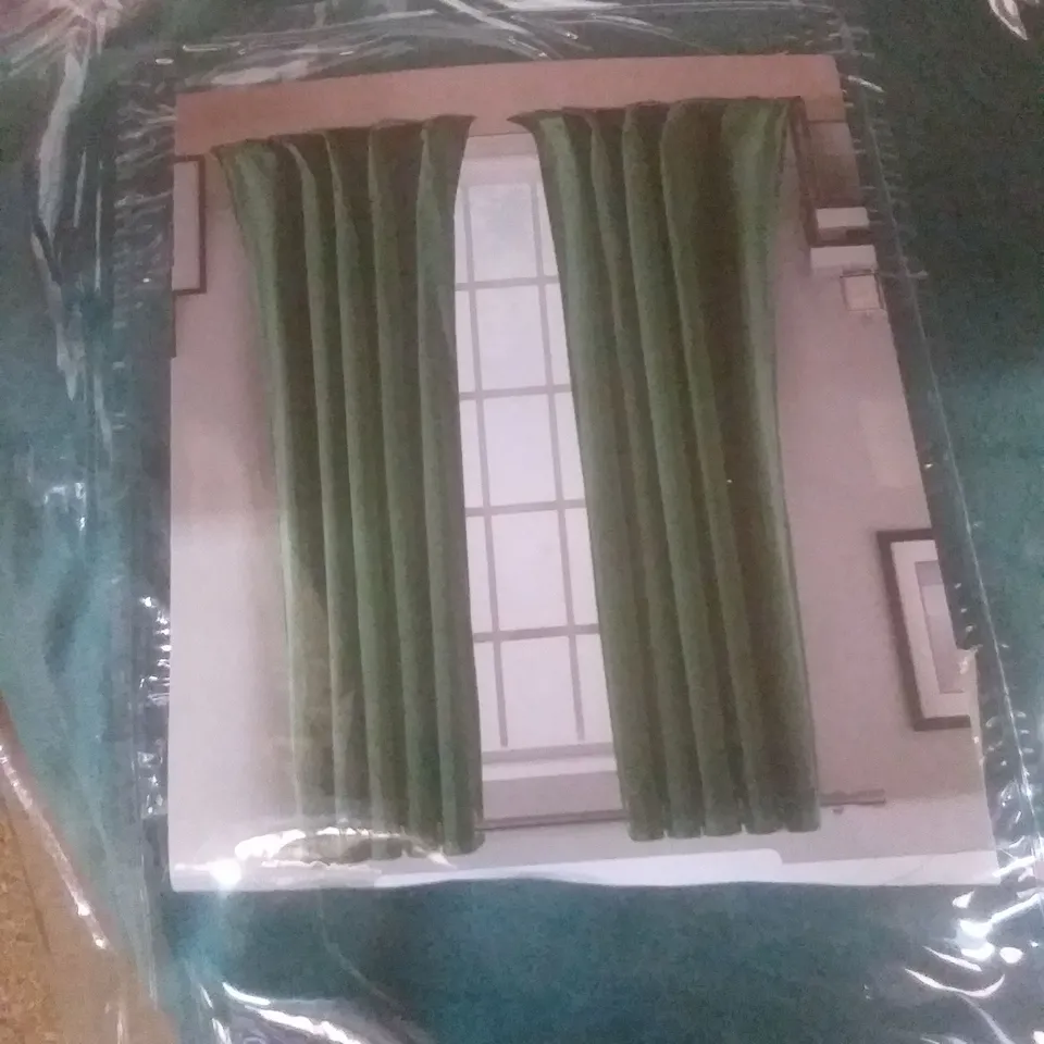 PITTSBORO CRUSHED VELVET GREEN EYELET CURTAINS 