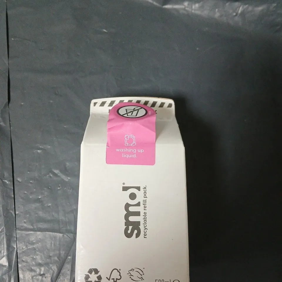 APPROXIMATELY 12 X SMOL WASHING UP LIQUID – REFILLABLE PACK, 500ML 