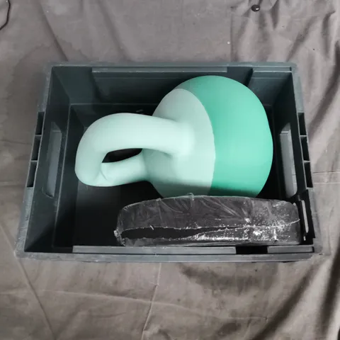 TOTE OF 3 ASSORTED GYM WEIGHTS 