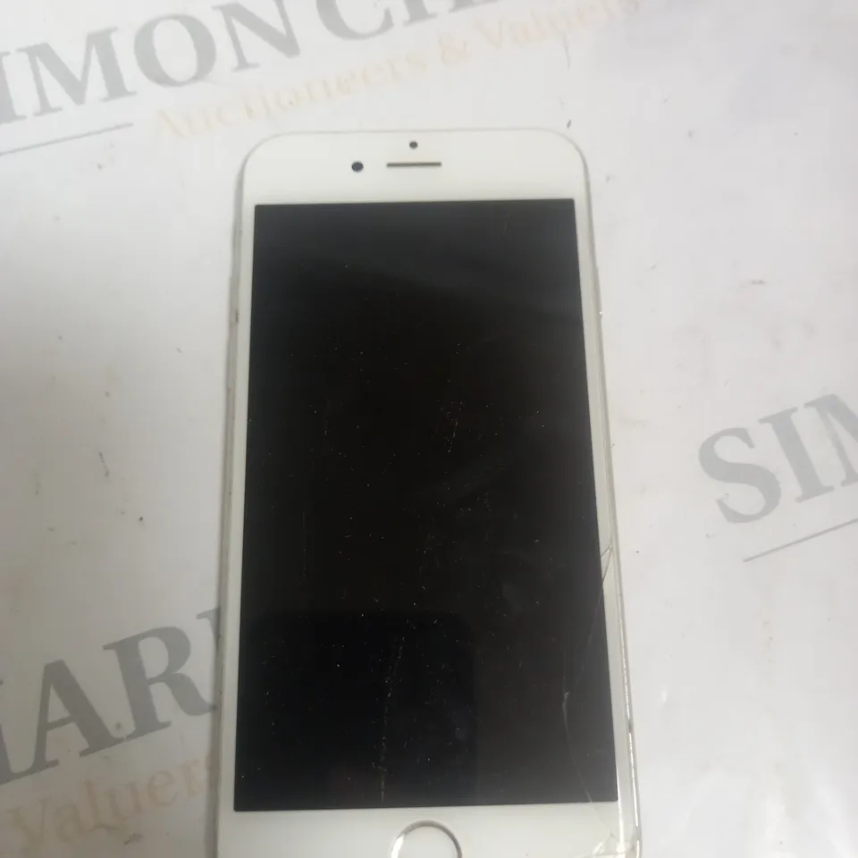 APPLE IPHONE WHITE MODEL A1688