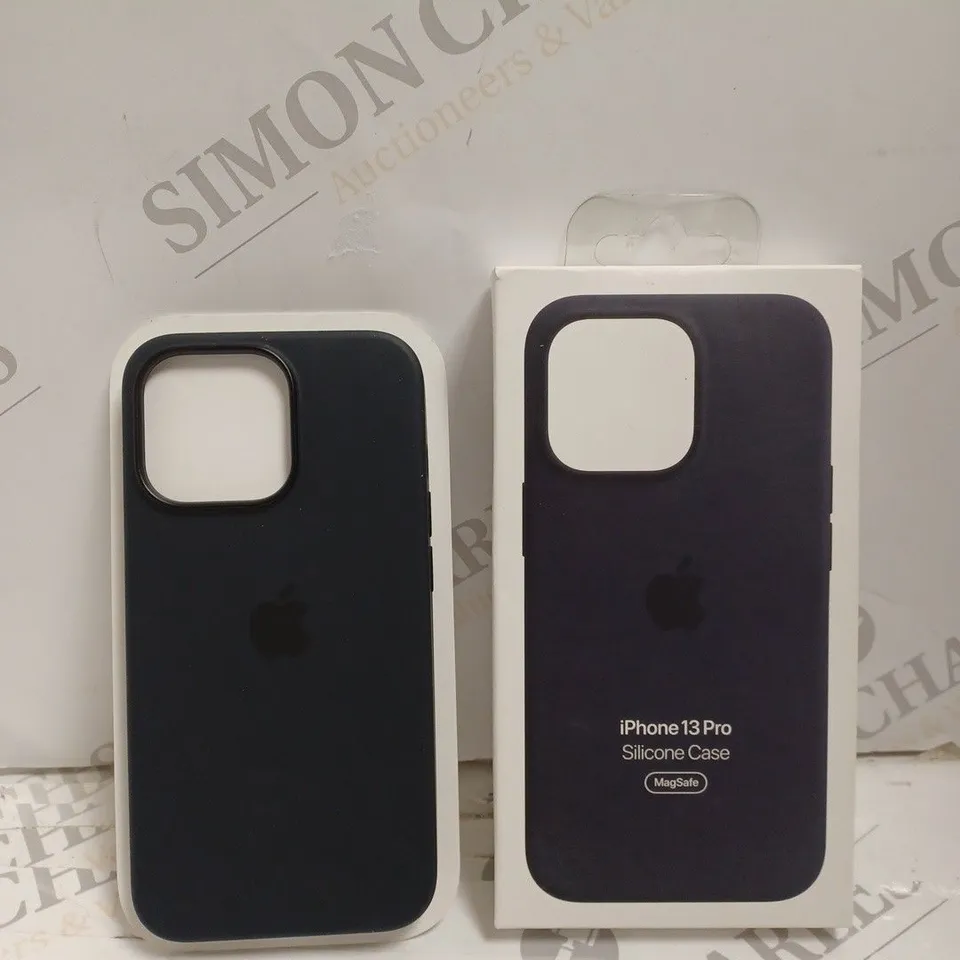 BOXED IPHONE 13 PRO SILICONE CASE MAGSAFE 