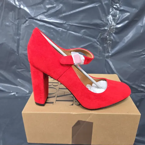 BOXED PAIR OF WHERES THAT FROM RED SUEDE HEELS - UK 8