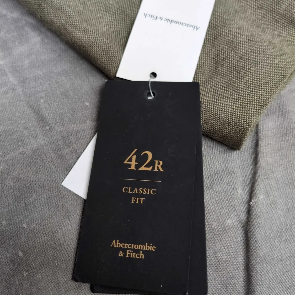 ABERCROMBIE & FITCH CLASSIC FIT OLIVE GREEN DOUBLE-BREASTED MEN'S BLAZER, UK 42