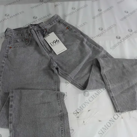 STRADIVARIUS STRAIGHT CROPPED JEANS - UK 8