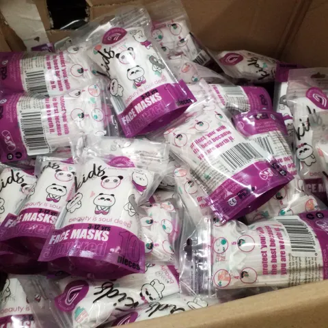 PALLET CONTAINING LARGE QUANTITY OF ASSORTED FACE MASKS 