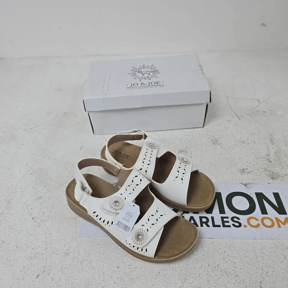 JO & JOE GRENADA SANDALS – WHITE – UK 6 