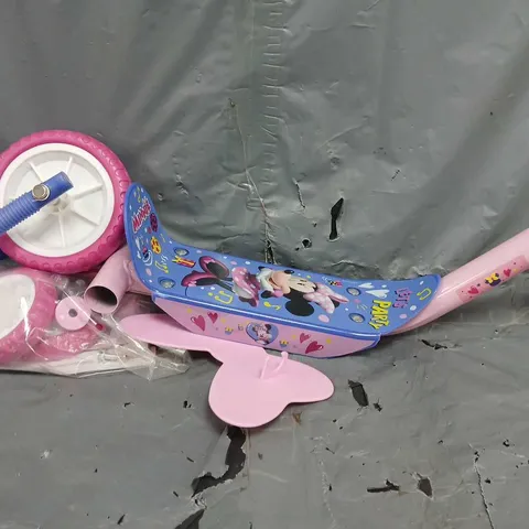 MINNIE MOUSE DELUXE TRI-SCOOTER 