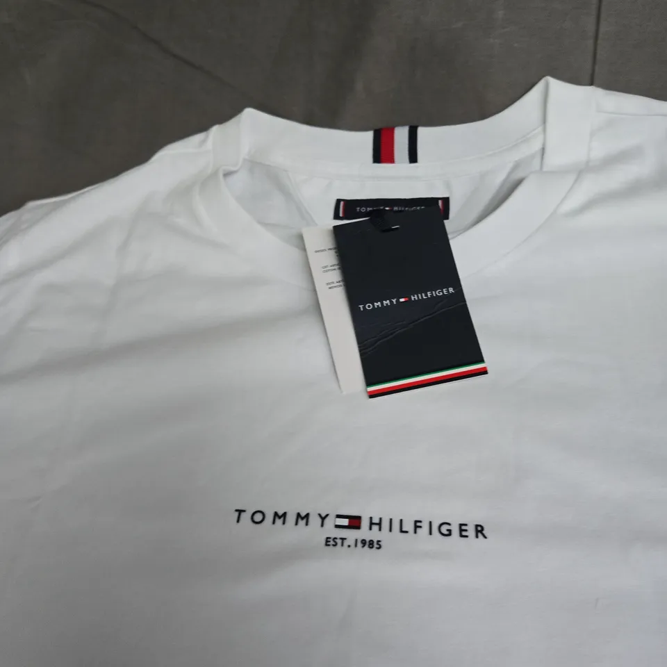 TOMMY HILFIGER LOGO TIPPED TEE SIZE XXXL