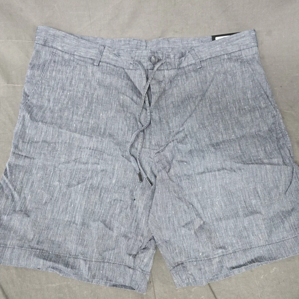 HUGO BOSS C KANE RDS SHORTS IN GREY SIZE UK 54