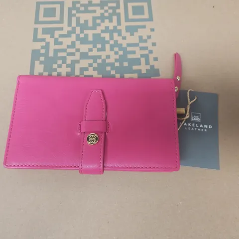 LAKELAND LEATHER ICON STUD 16CM PURSE IN RASPBERRY PINK
