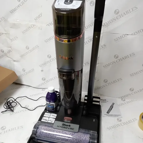 BOXED SHARK HYDROVAC HARD FLOOR WET & DRY CORDLESS CLEANER WD210UK